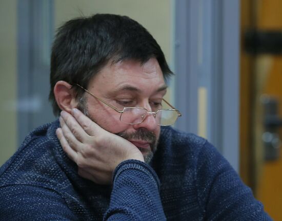 Заседание суда по делу журналиста К. Вышинского в Киеве