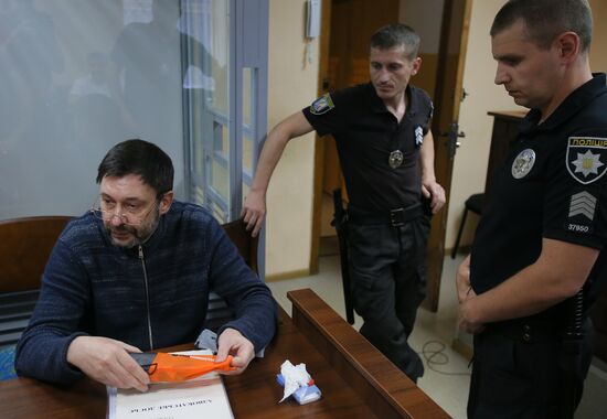 Заседание суда по делу журналиста К. Вышинского в Киеве