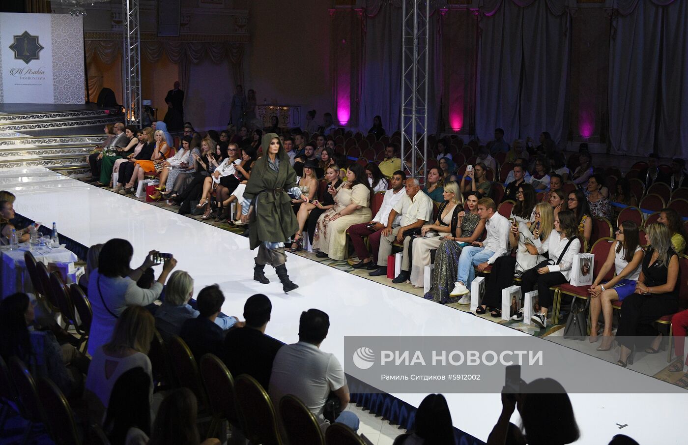 Дни арабской моды в Москве