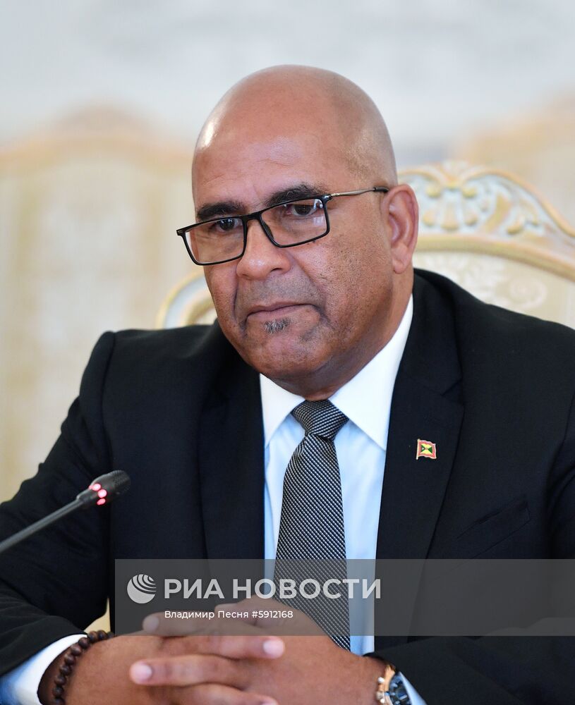 Встреча глав МИД РФ и Гренады С. Лаврова и П. Дэвида