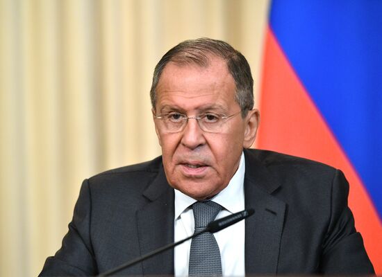 Встреча глав МИД РФ и Гренады С. Лаврова и П. Дэвида