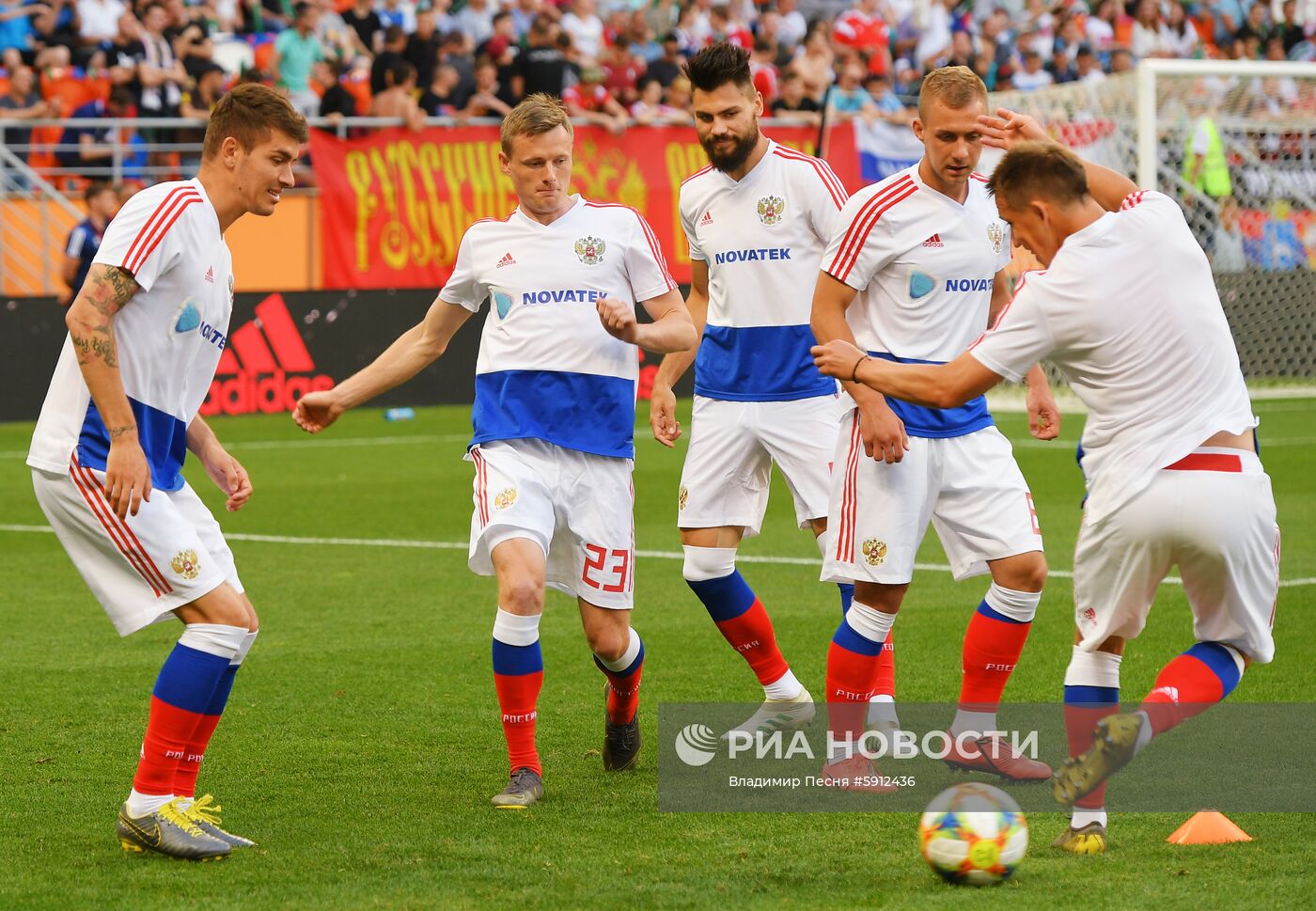 Футбол. Отборочный ЧЕ-2020. Матч Россия - Сан-Марино