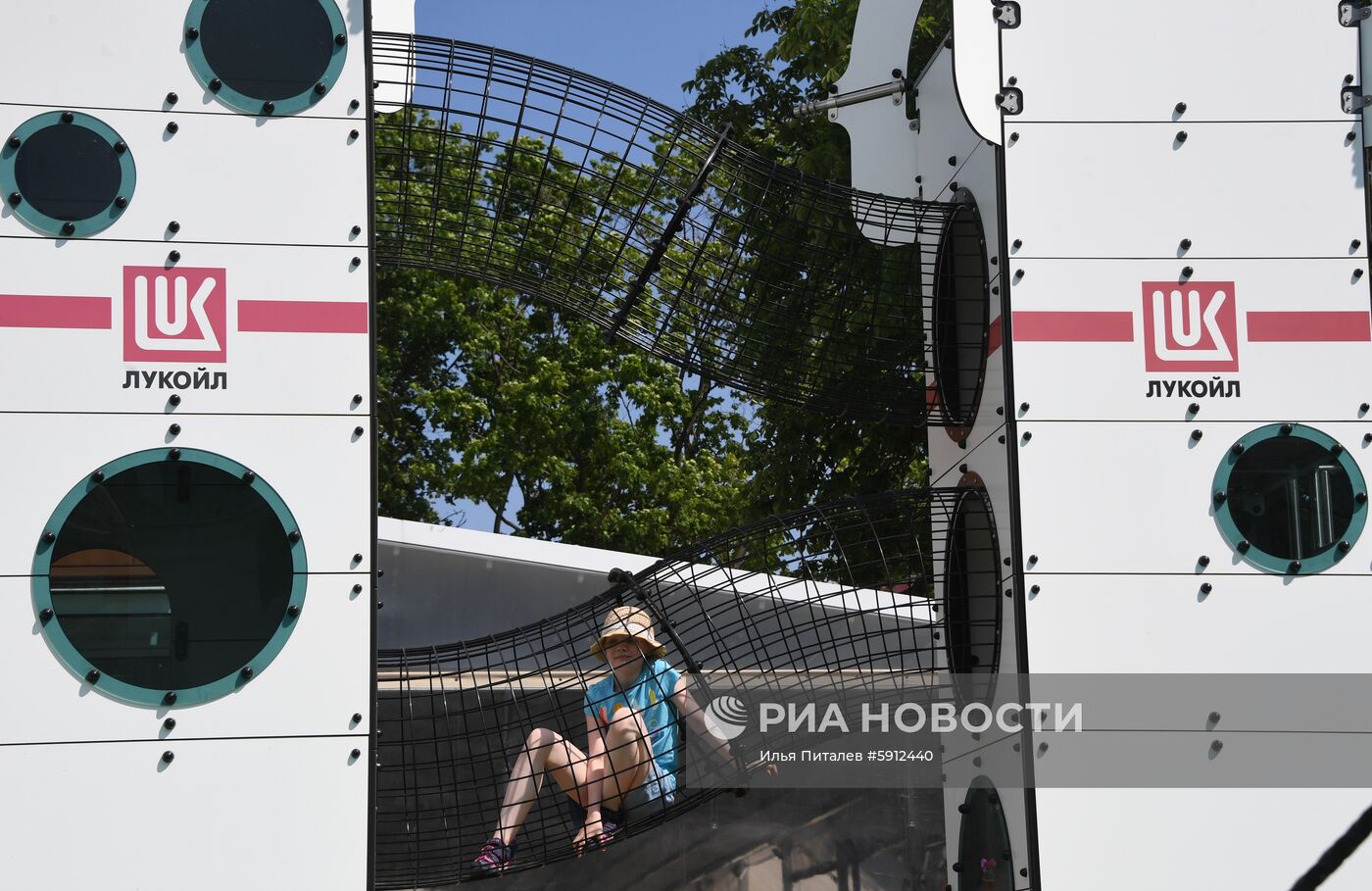 Детская интерактивная площадка "Нефтеград" на ВДНХ