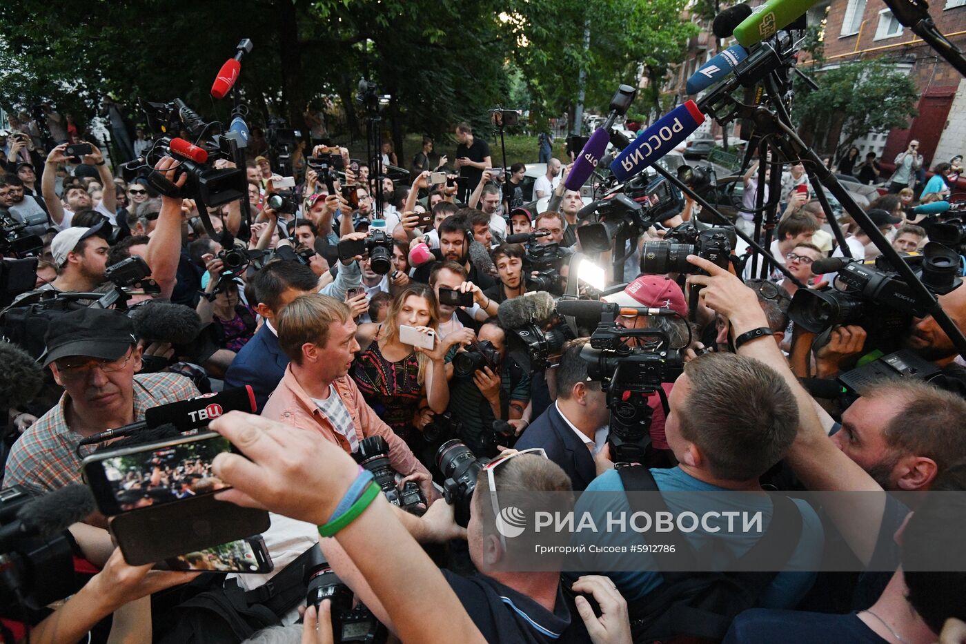 МВД прекратило уголовное дело против И. Голунова