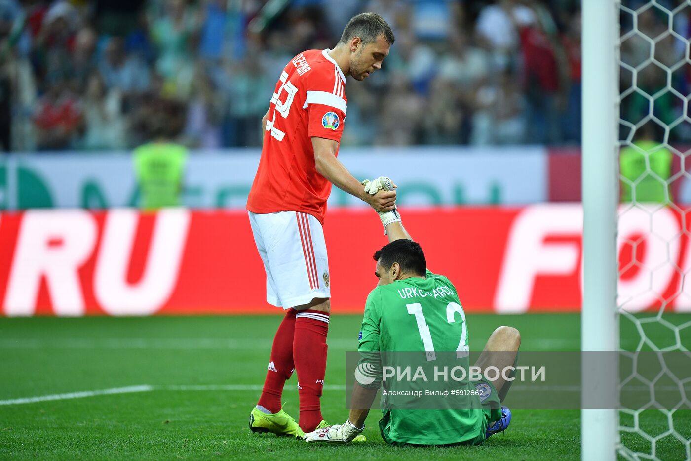 Футбол. Отборочный ЧЕ-2020. Матч Россия - Кипр
