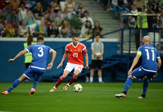 Футбол. Отборочный ЧЕ-2020. Матч Россия - Кипр