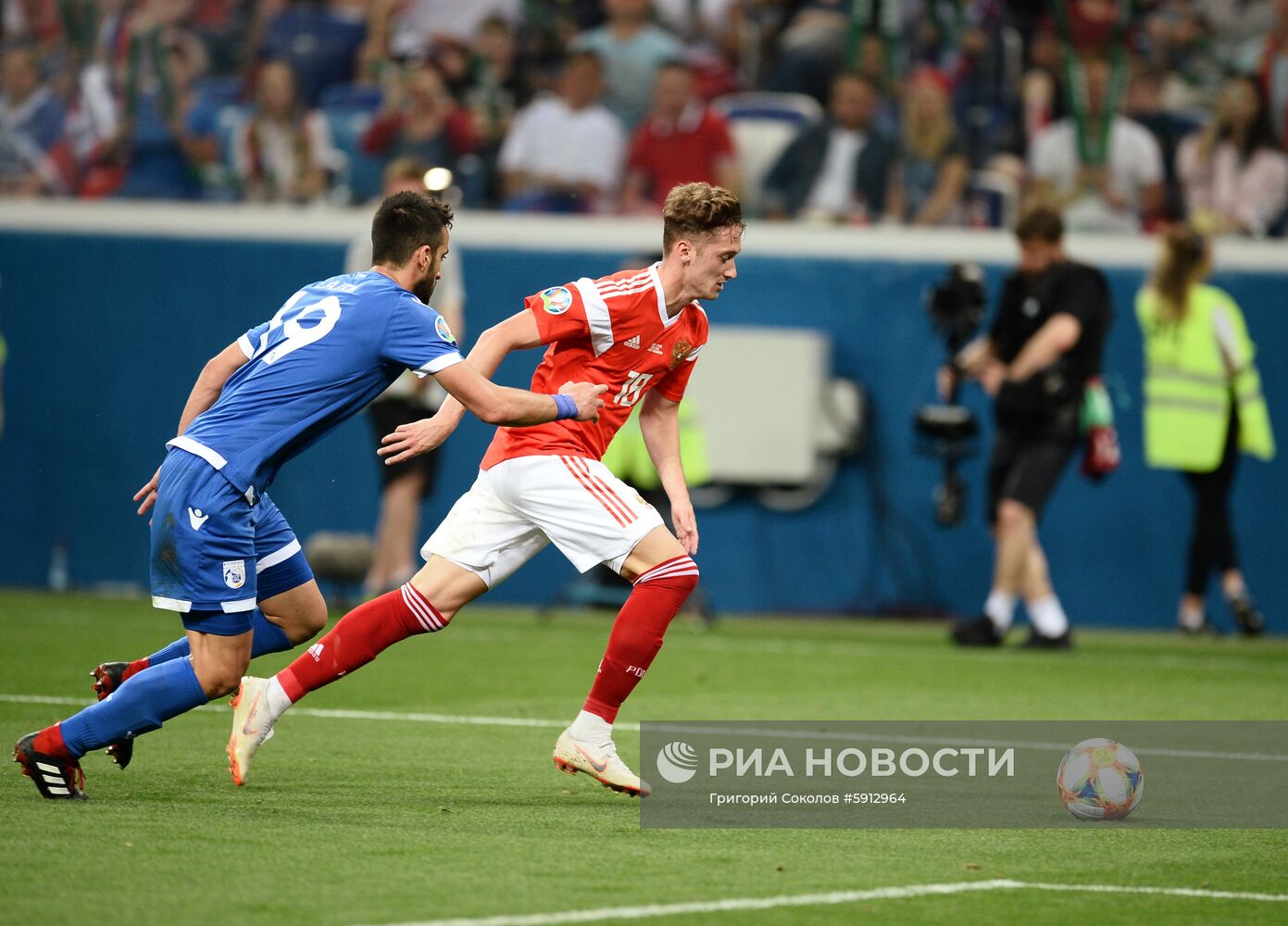 Футбол. Отборочный ЧЕ-2020. Матч Россия - Кипр