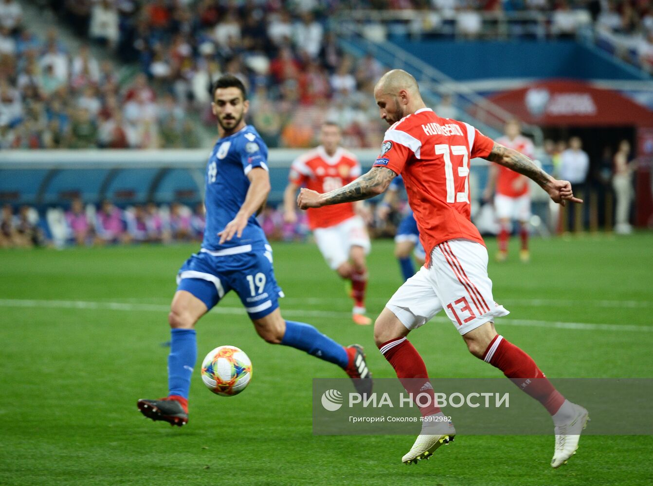 Футбол. Отборочный ЧЕ-2020. Матч Россия - Кипр