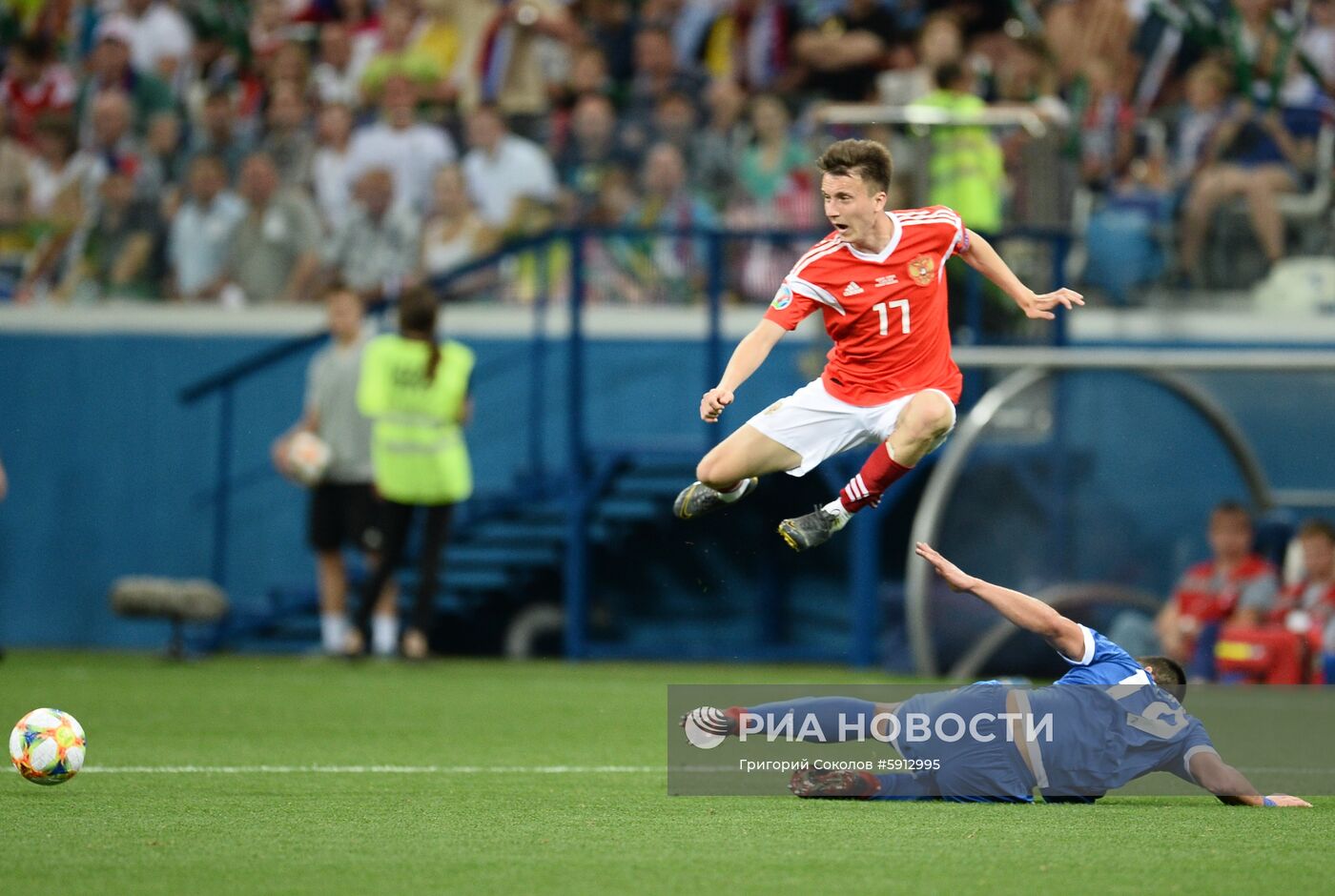 Футбол. Отборочный ЧЕ-2020. Матч Россия - Кипр