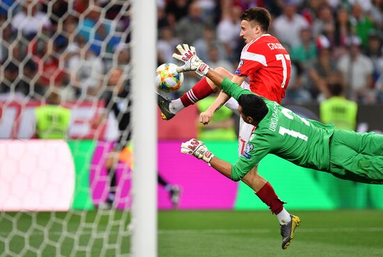 Футбол. Отборочный ЧЕ-2020. Матч Россия - Кипр