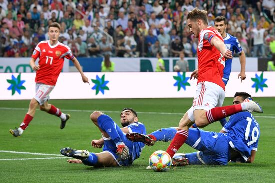Футбол. Отборочный ЧЕ-2020. Матч Россия - Кипр