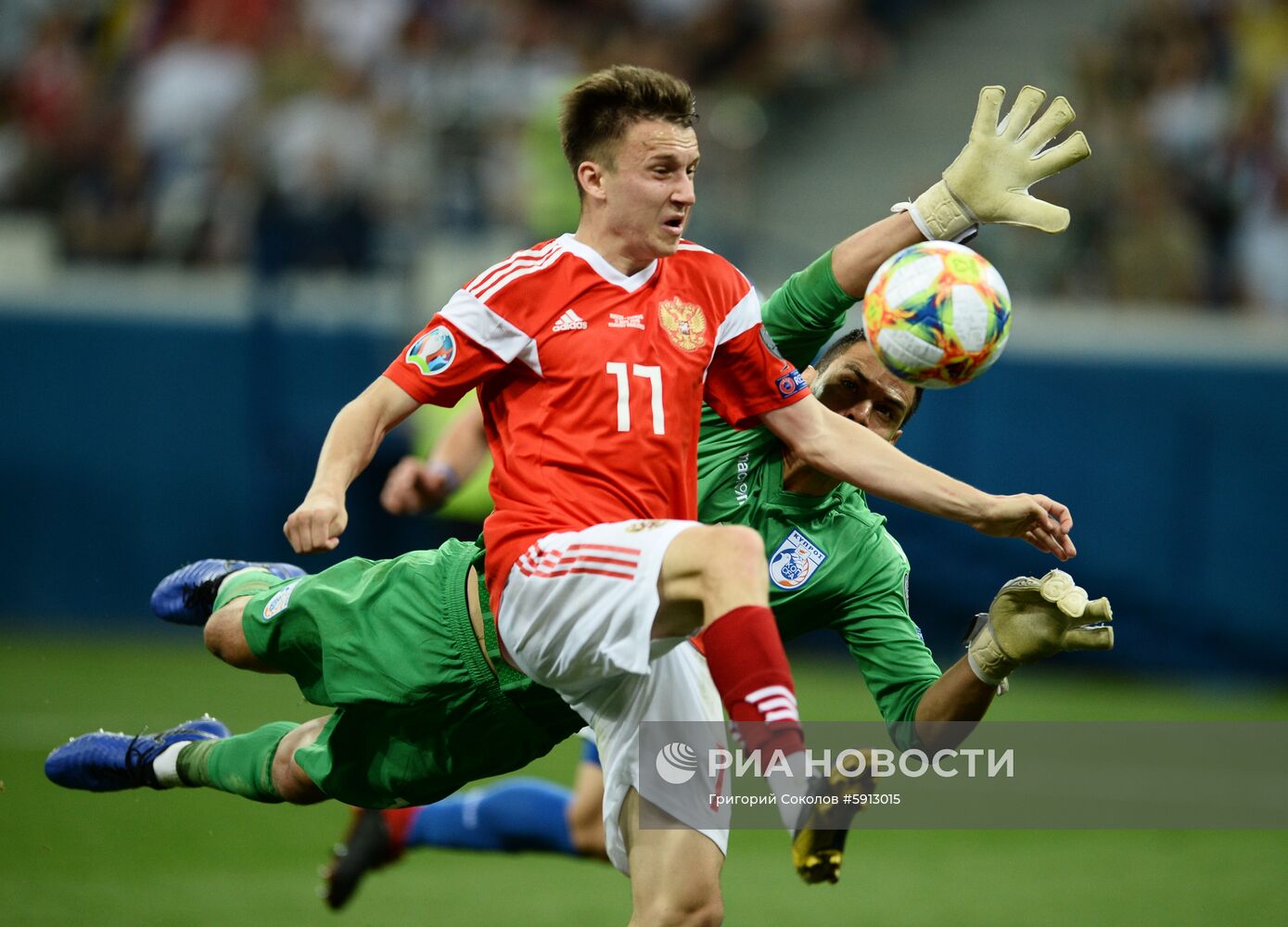 Футбол. Отборочный ЧЕ-2020. Матч Россия - Кипр