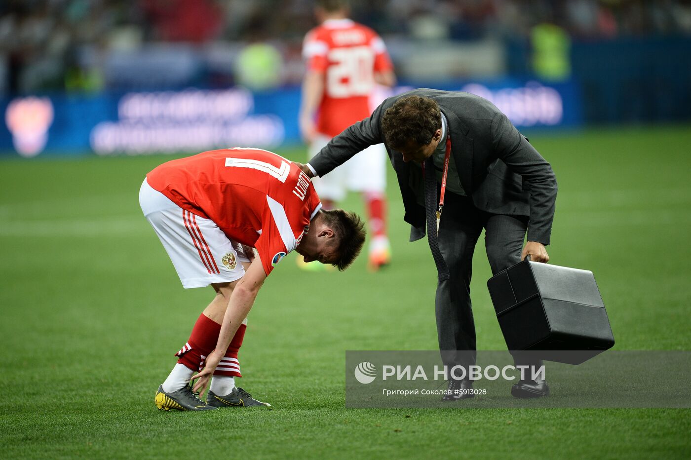 Футбол. Отборочный ЧЕ-2020. Матч Россия - Кипр