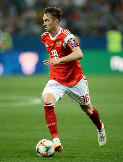 Футбол. Отборочный ЧЕ-2020. Матч Россия - Кипр