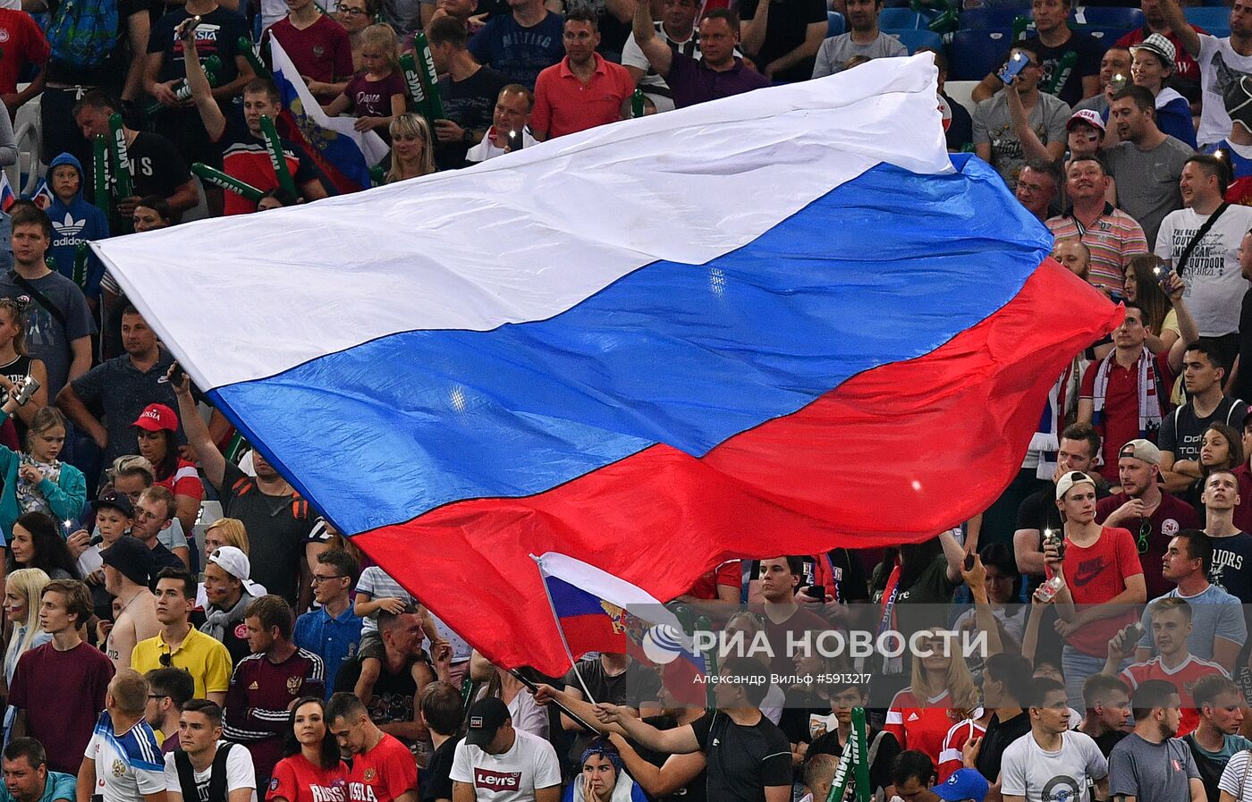 Футбол. Отборочный ЧЕ-2020. Матч Россия - Кипр