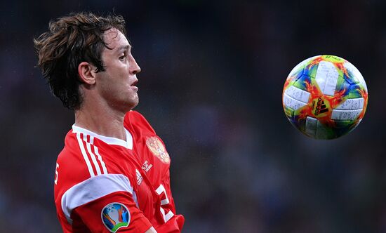 Футбол. Отборочный ЧЕ-2020. Матч Россия - Кипр