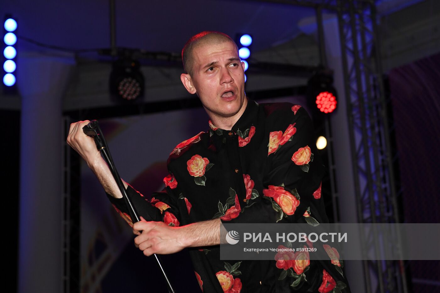 Открытый российский кинофестиваль "Кинотавр". День третий