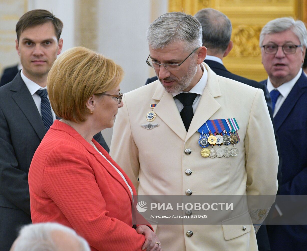 Президент РФ В. Путин вручил Государственные премии в Кремле