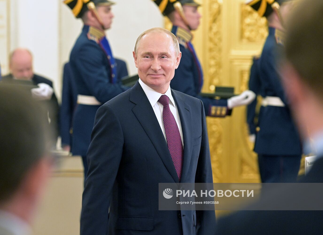 Президент РФ В. Путин вручил Государственные премии в Кремле