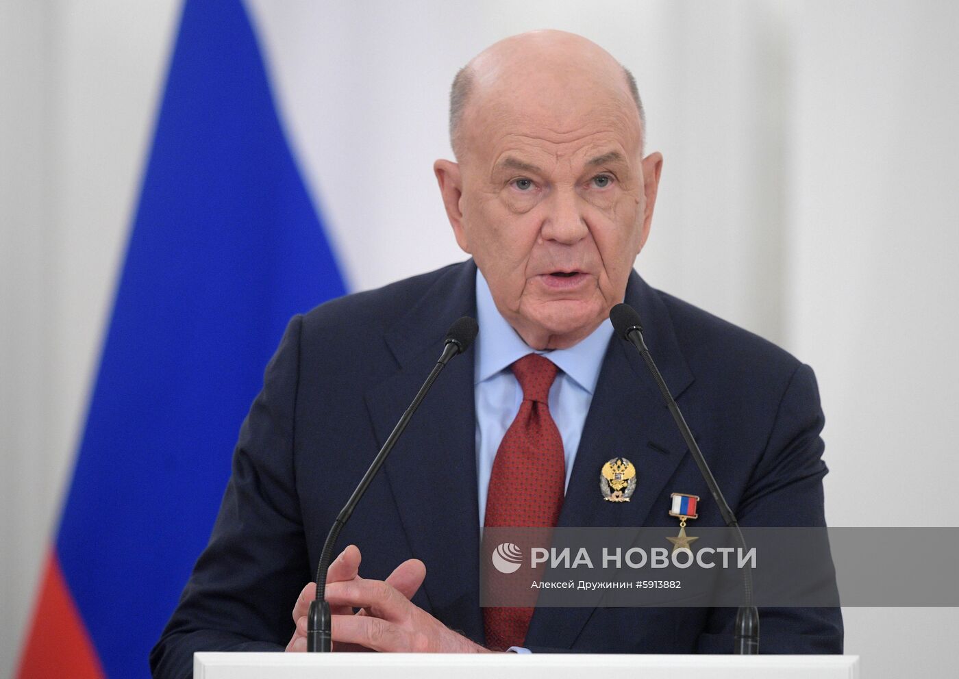 Президент РФ В. Путин вручил Государственные премии в Кремле