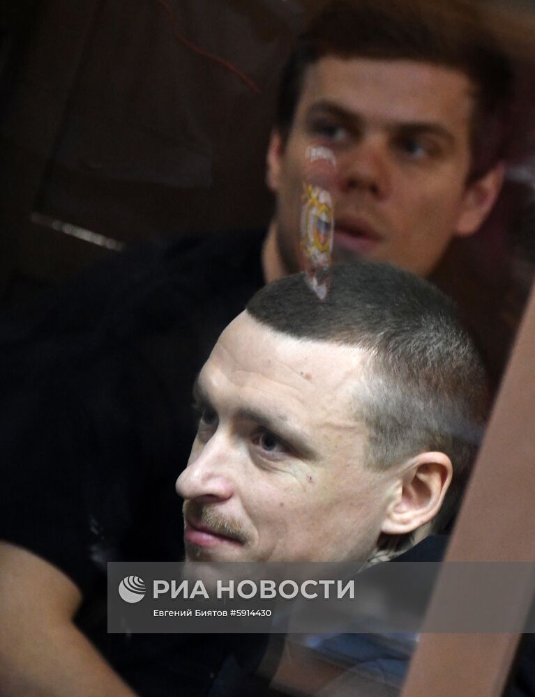 Рассмотрение жалобы на приговор А. Кокорину и П. Мамаеву