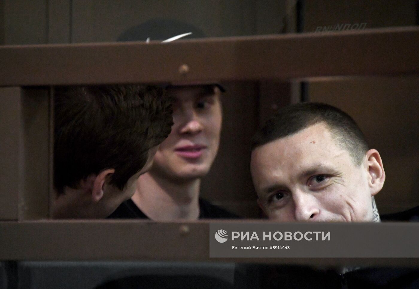 Рассмотрение жалобы на приговор А. Кокорину и П. Мамаеву