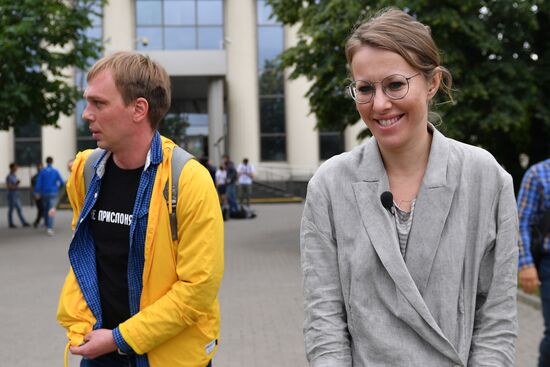 Рассмотрение жалобы на решение суда о домашнем аресте И. Голунова