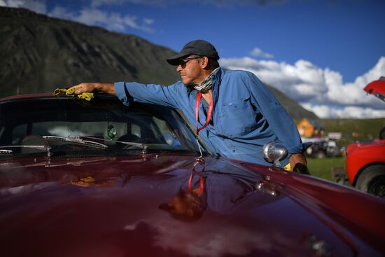 Ралли на ретроавтомобилях Пекин-Париж 