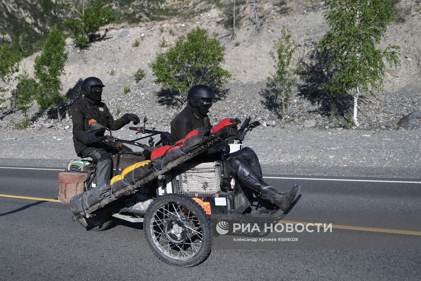 Ралли на ретроавтомобилях Пекин-Париж