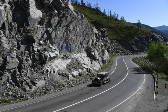 Ралли на ретроавтомобилях Пекин-Париж 