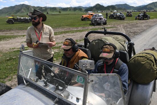 Ралли на ретроавтомобилях Пекин-Париж 