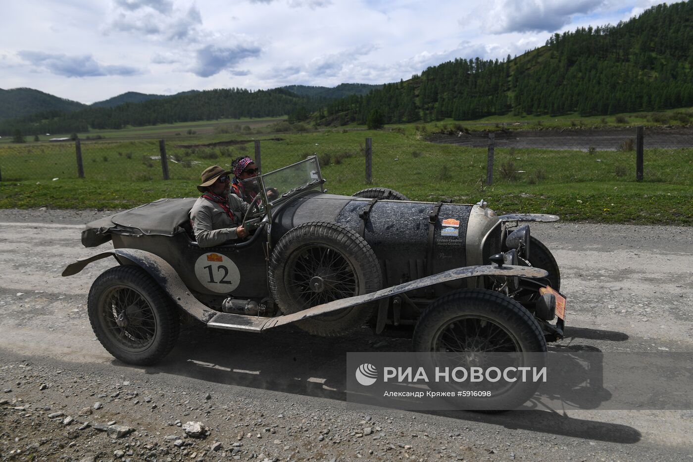 Ралли на ретроавтомобилях Пекин-Париж 