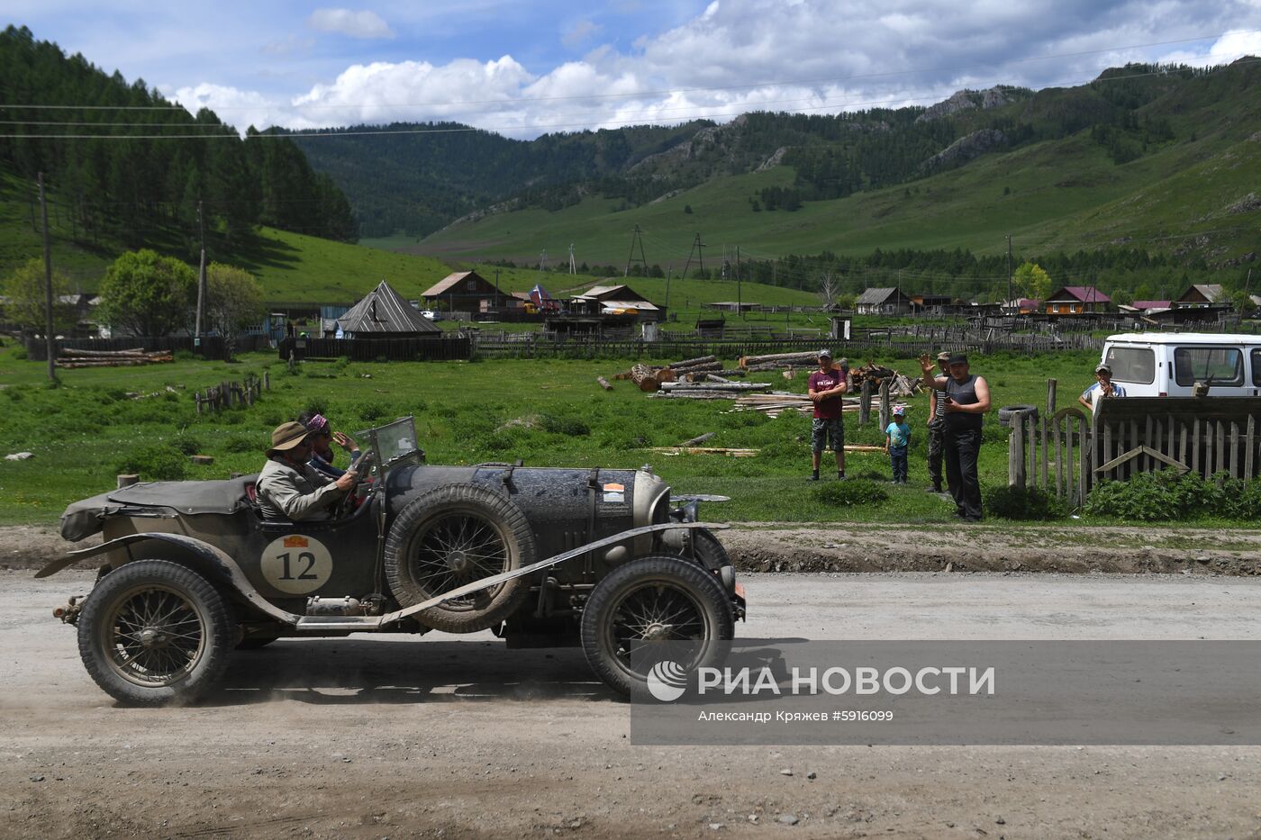 Ралли на ретроавтомобилях Пекин-Париж