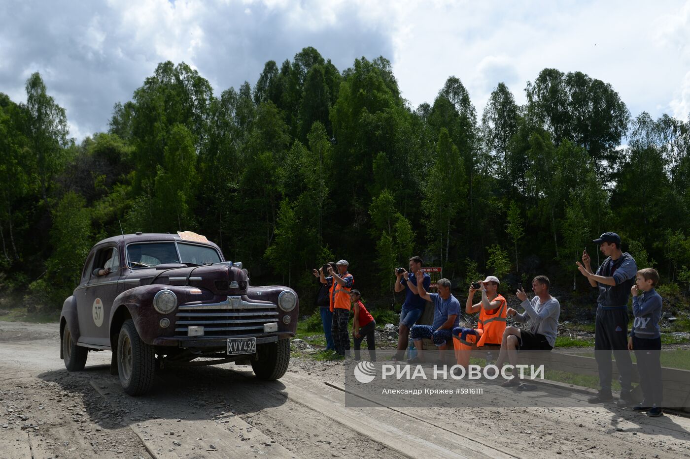 Ралли на ретроавтомобилях Пекин-Париж