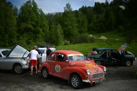 Ралли на ретроавтомобилях Пекин-Париж 