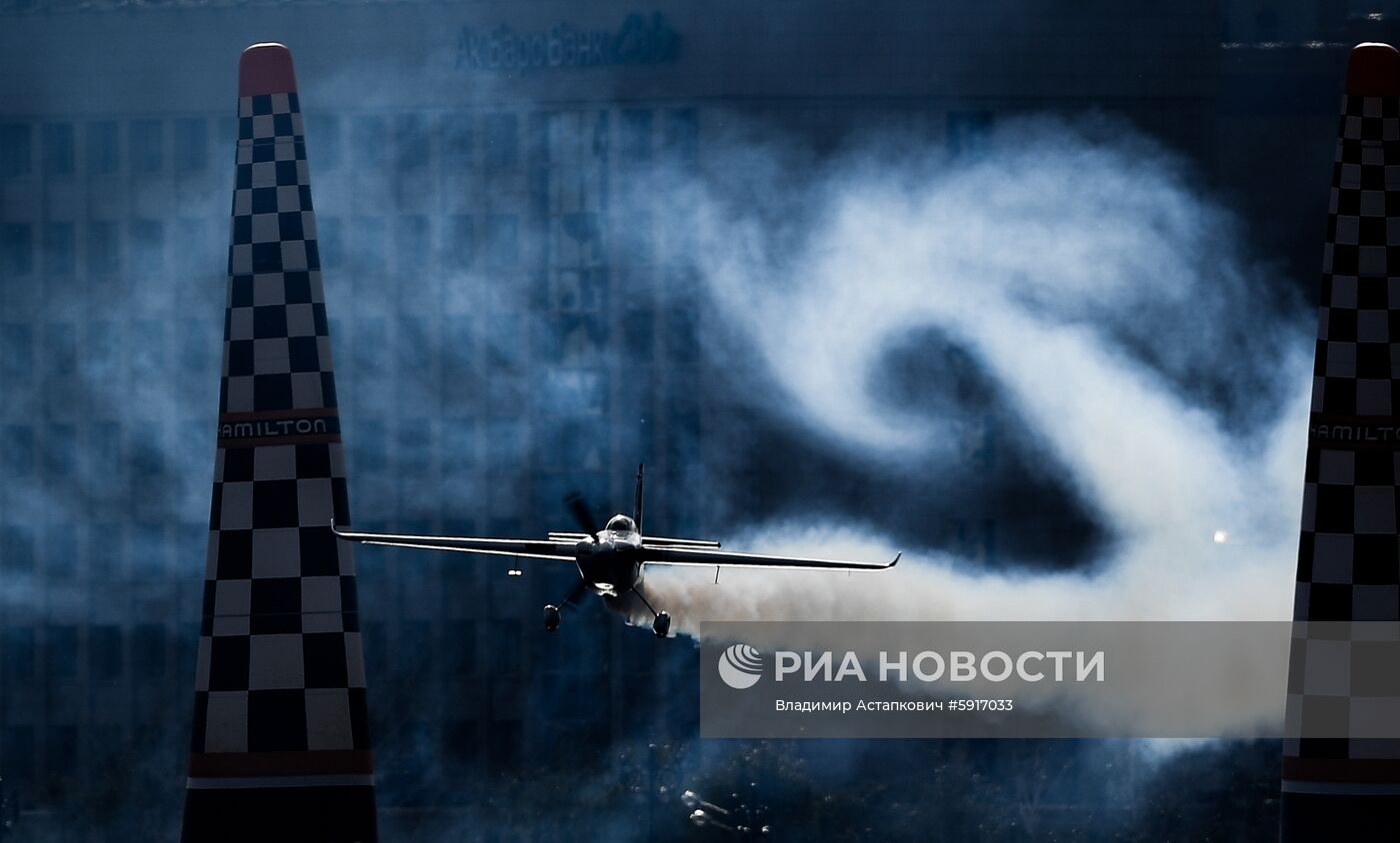 Этап чемпионата мира Red Bull Air Race в Казани. Первый день