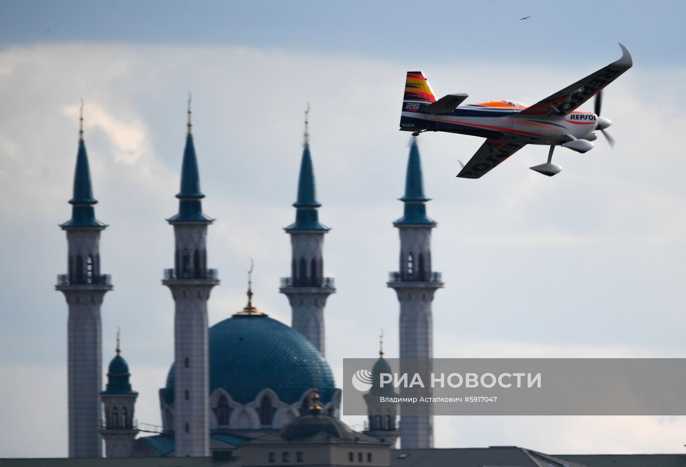 Этап чемпионата мира Red Bull Air Race в Казани. Первый день