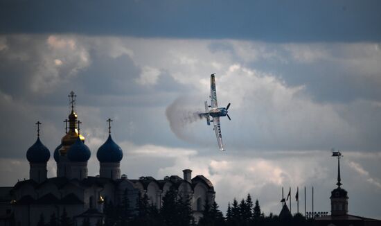 Этап чемпионата мира Red Bull Air Race в Казани. Первый день