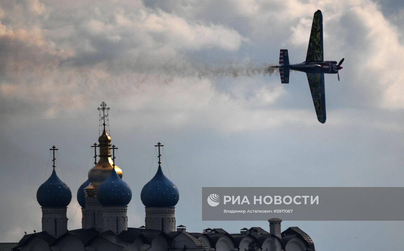 Этап чемпионата мира Red Bull Air Race в Казани. Первый день