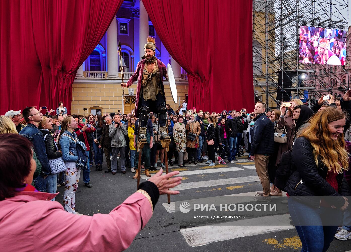 Церемония открытия международной театральной Олимпиады