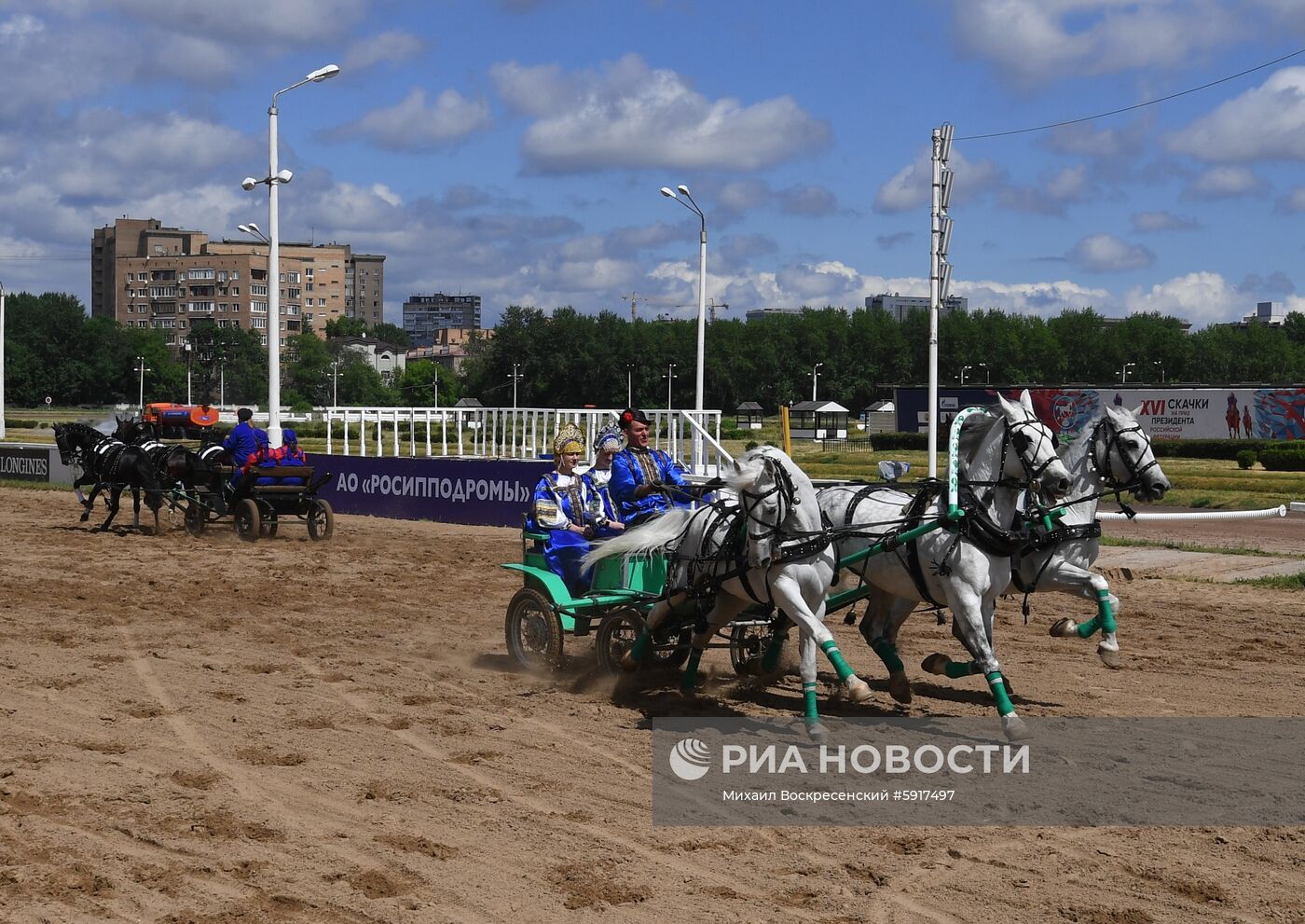 Заезды на Московском ипподроме