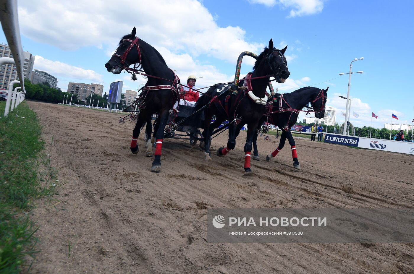 Заезды на Московском ипподроме