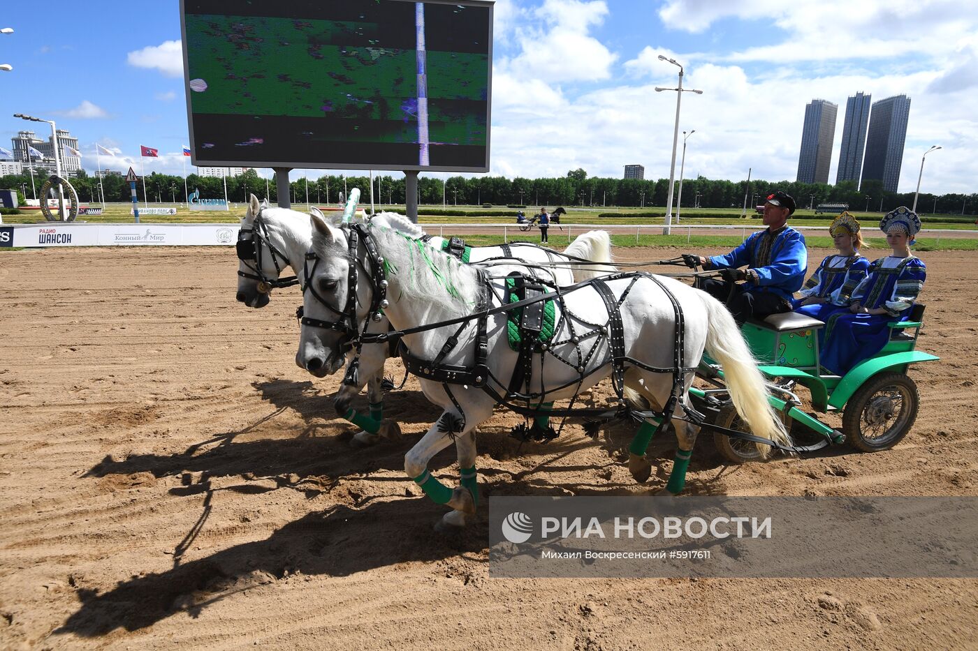 Заезды на Московском ипподроме