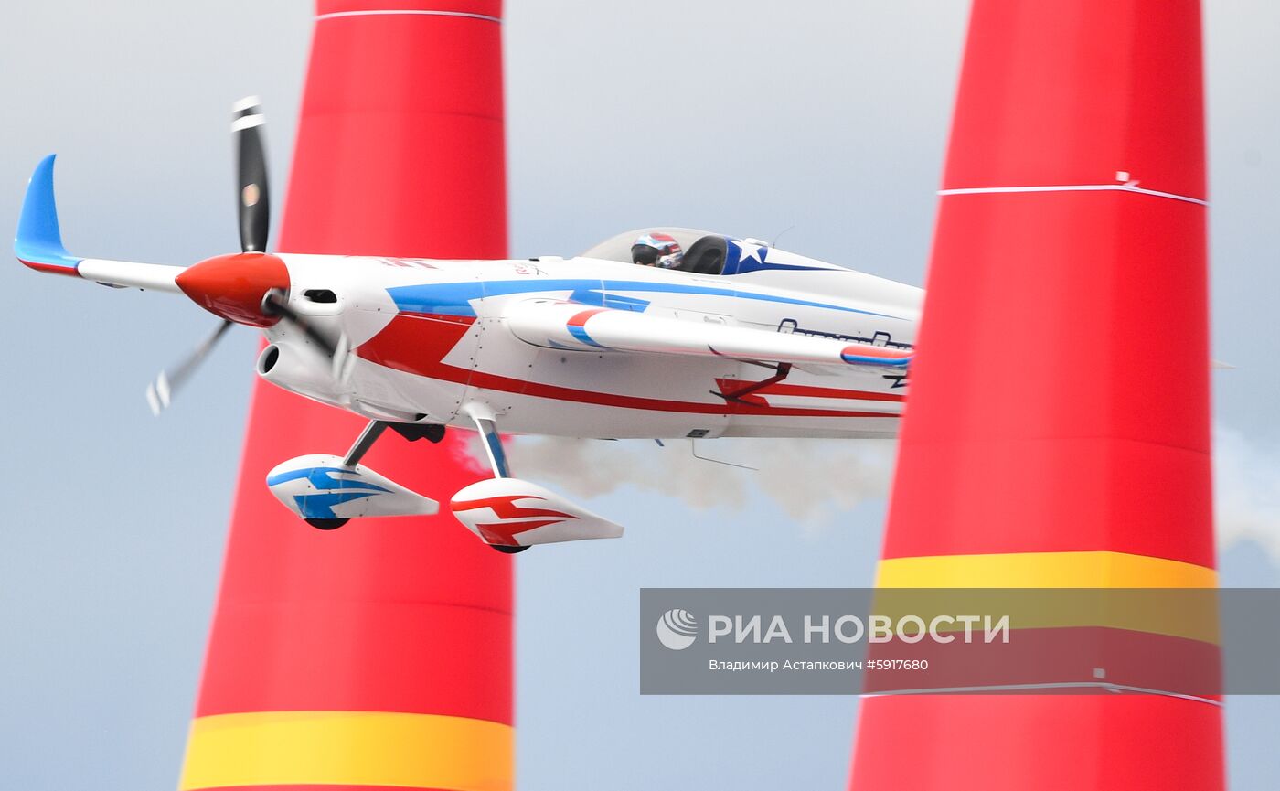 Этап чемпионата мира Red Bull Air Race в Казани. Второй день