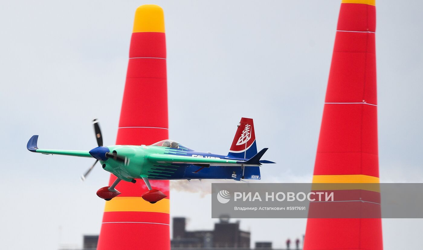 Этап чемпионата мира Red Bull Air Race в Казани. Второй день