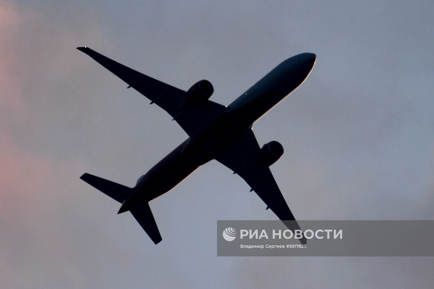 Авиалайнер