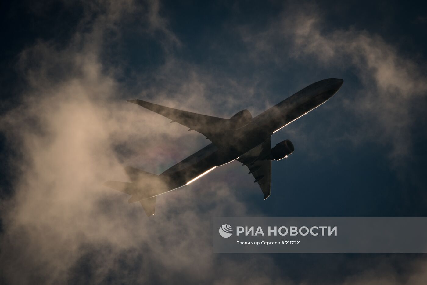 Авиалайнер