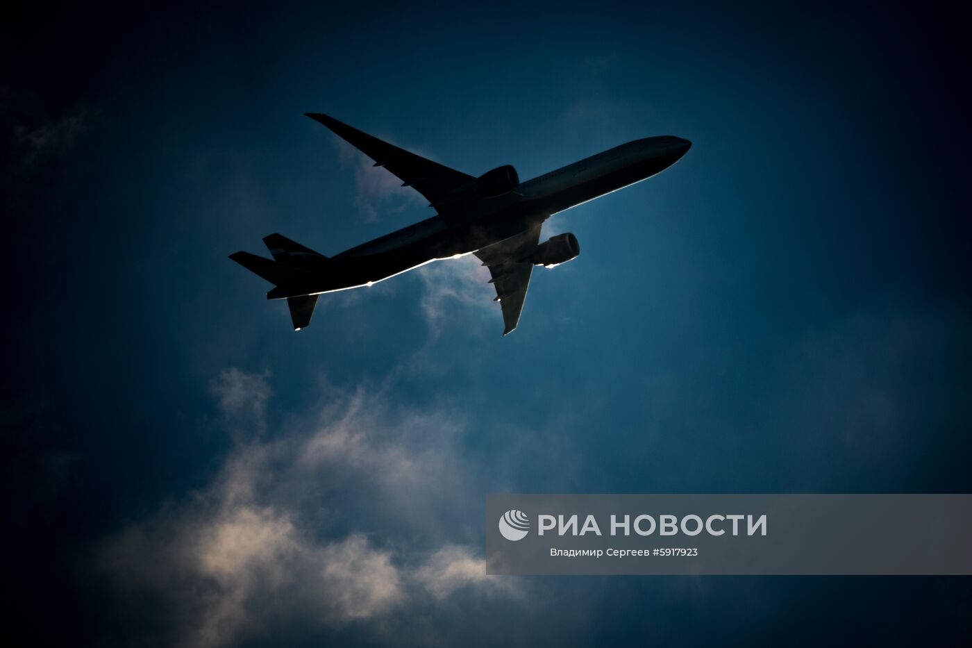 Авиалайнер