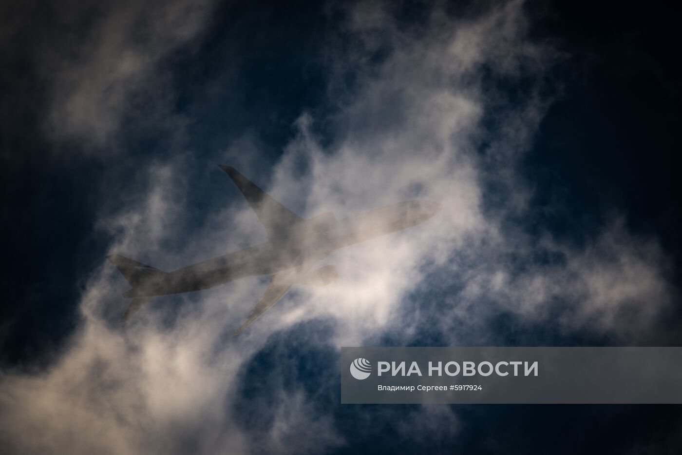 Авиалайнер