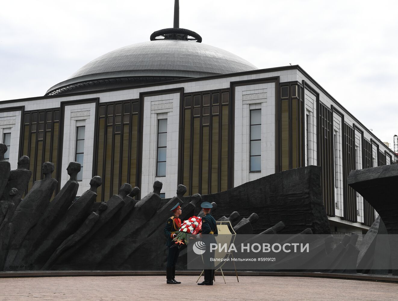 Старт бронепробега "Дорога мужества" 